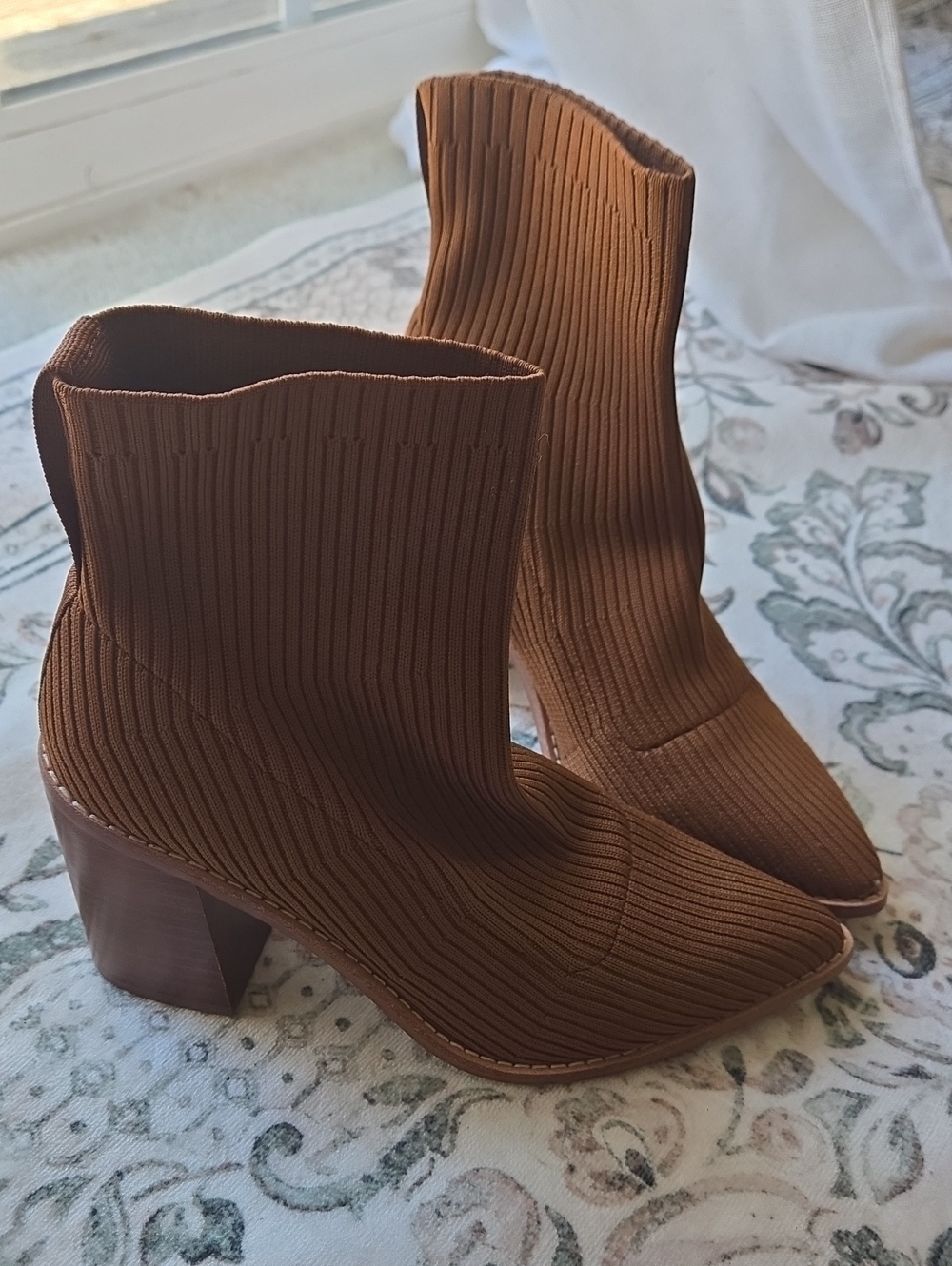 Women's Brown Ribbed Knit Block Heel Boots
